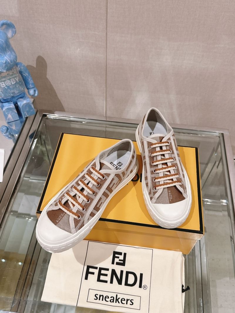 Fendi Low Shoes